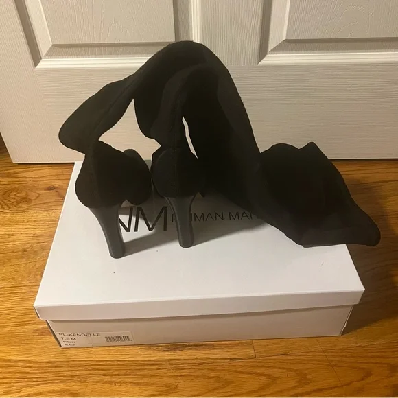 Neiman Marcus Black Over The Knee Thigh High Heeled Boots With Box Size 7.5 - Picture 2 of 7